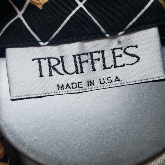 VINTAGE Truffles Women's Button Up Small - Picture 4 of 6